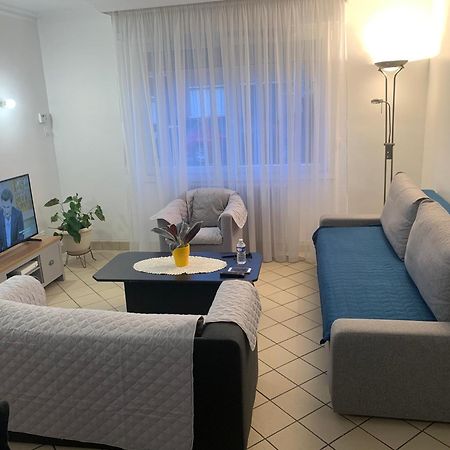 Maison 4 A 8 Personnes Faches-Thumesnil Exterior foto